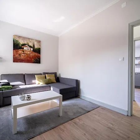Apartment Liberdade - T2 No Centro Da - *